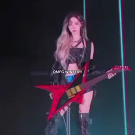 WTH GUITARIST WINTER #winter #MAMA2025 #MAMAAWARDS #aespa #fyp 