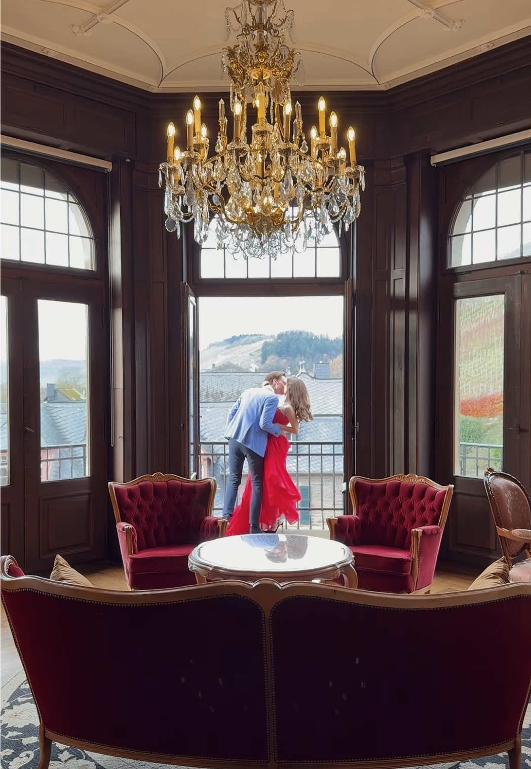 Feeling like a princess #classystyle #oldmoney #elegantfashion @schlosslieser 