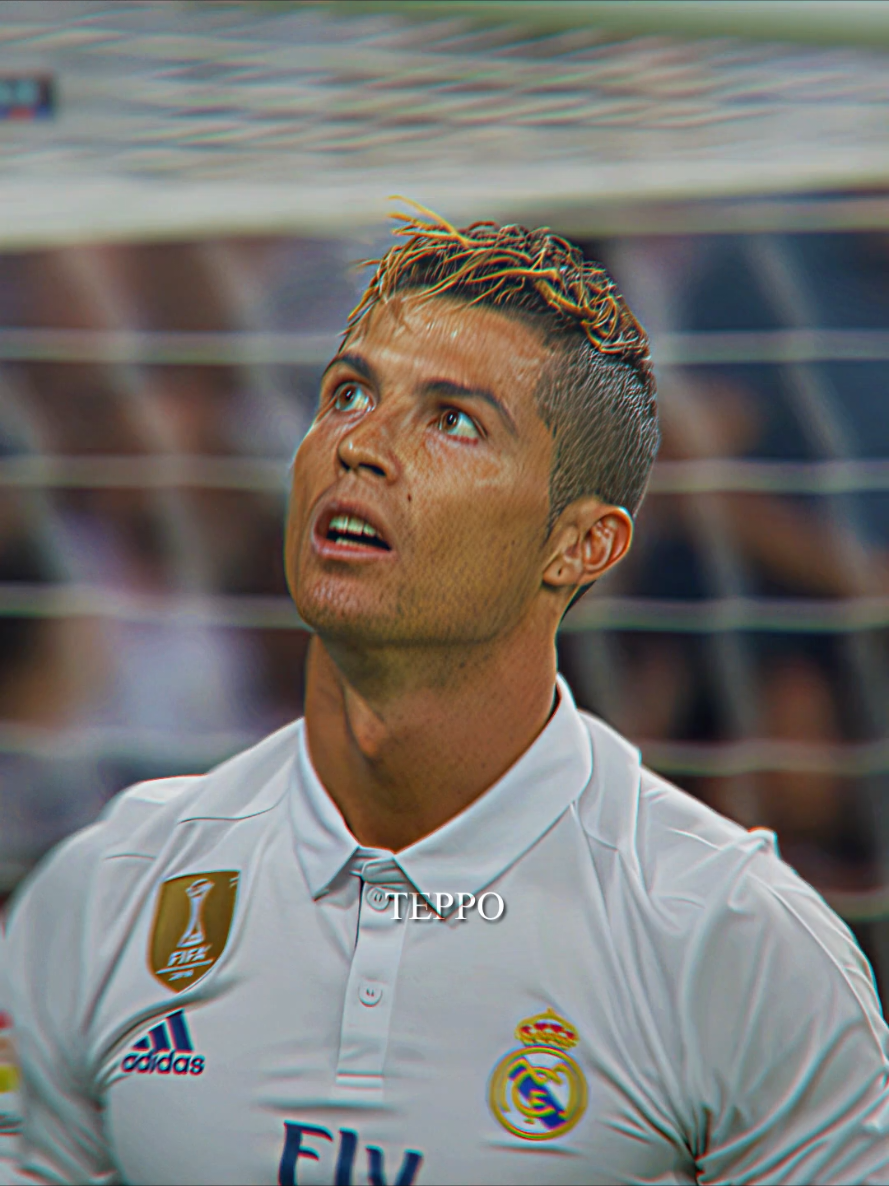 Ronaldo in 4k🥶 4k comps in bio 🔥#smooth #cristianoronaldo #ronaldoedit #football #ronaldo 