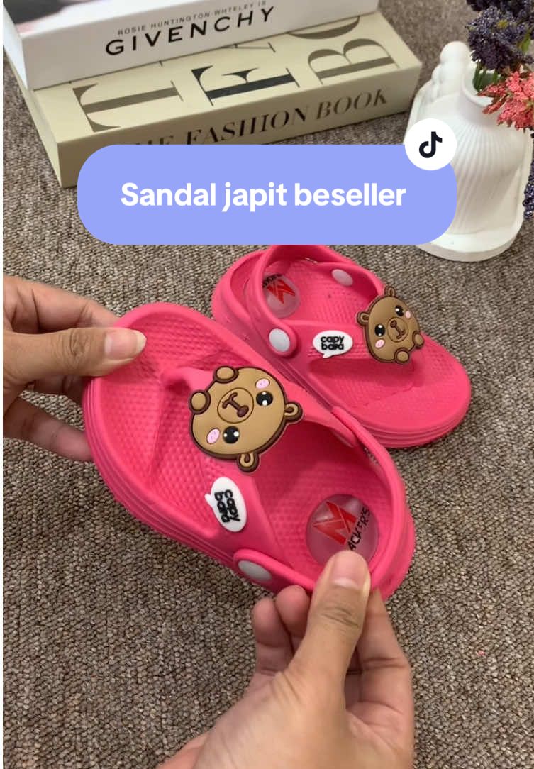 Sandal japitt beseller  #sandalmurah #sandalanak #sandalviral #fypシ #fyppppppppppppppppppppppp 