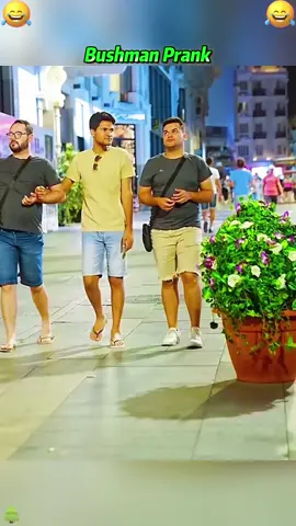 Bushmanprank 😂😂😂#bushman #prank #usa #fyp 