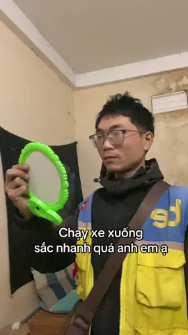 Đi làm về nhìn bản thân còn chán !#xuhuong #xeomcongnghe #xeomvlog #grap #kểchuyện 