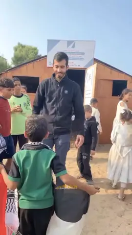 ❋ شهران بعد رحيل صالح الجعفراوي… مشاهد من الذاكرة ❋ اللَّهُمَّ ارْحَمْهُ رَحْمَةً وَاسِعَة، وَاغْفِرْ لَهُ، وَاجْعَلْهُ فِي سُكْنَى الجِنَان، وَاللَّهُمَّ اجْمَعْنَا بِهِ فِي الفِرْدَوْسِ الأَعْلَى.   #صالح_الجعفراوي #شهداء_فلسيطن_🇵🇸🇵🇸 #غزة #فلسطين #الجنة 