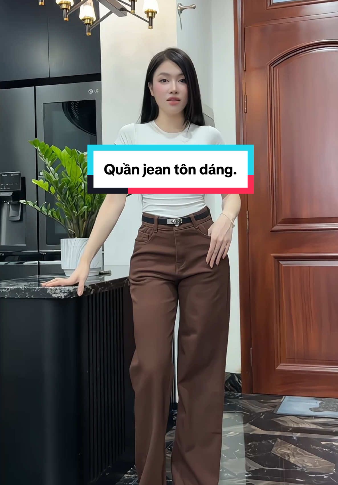 Quần jean suông tôn dáng.#vuongtrangreview #quanjeanongrong #quanjeanongsuong #quanjeansuong #quanaonu 