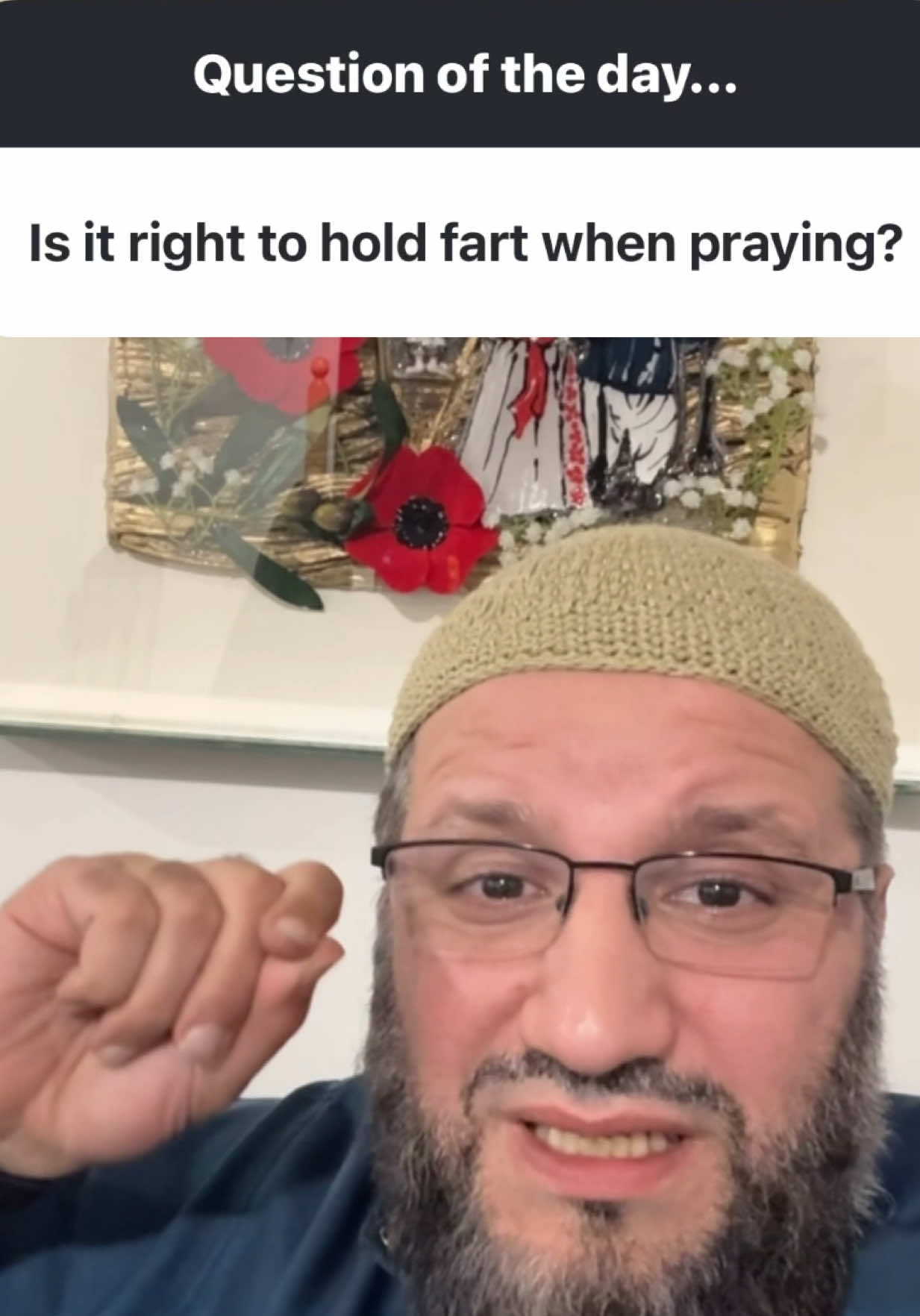 Is it right to hold fart when praying? Yes, otherwise your Salah will break....and other things will happen in #kurdish  #fyp #reels #salah #kurd  
