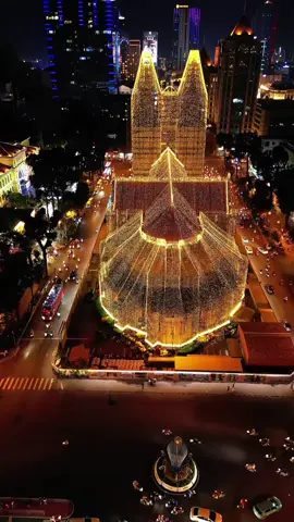 Nhà thờ Đức Bà Sài Gòn chính thức lên đèn mừng đón lễ Giáng Sinh 2025 và năm mới 2026 ♥️ 🎁 🎄#giángsinh #lễgiángsinh2025 #merrychristmas #lễgiángsinh #cônggiáo 