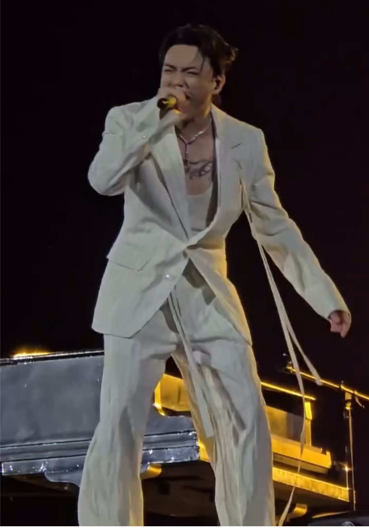 Anh vẫn ở đây 😭😭😭#SOOBIN #SOOBINLIVECONCERT #soobinhoangson 