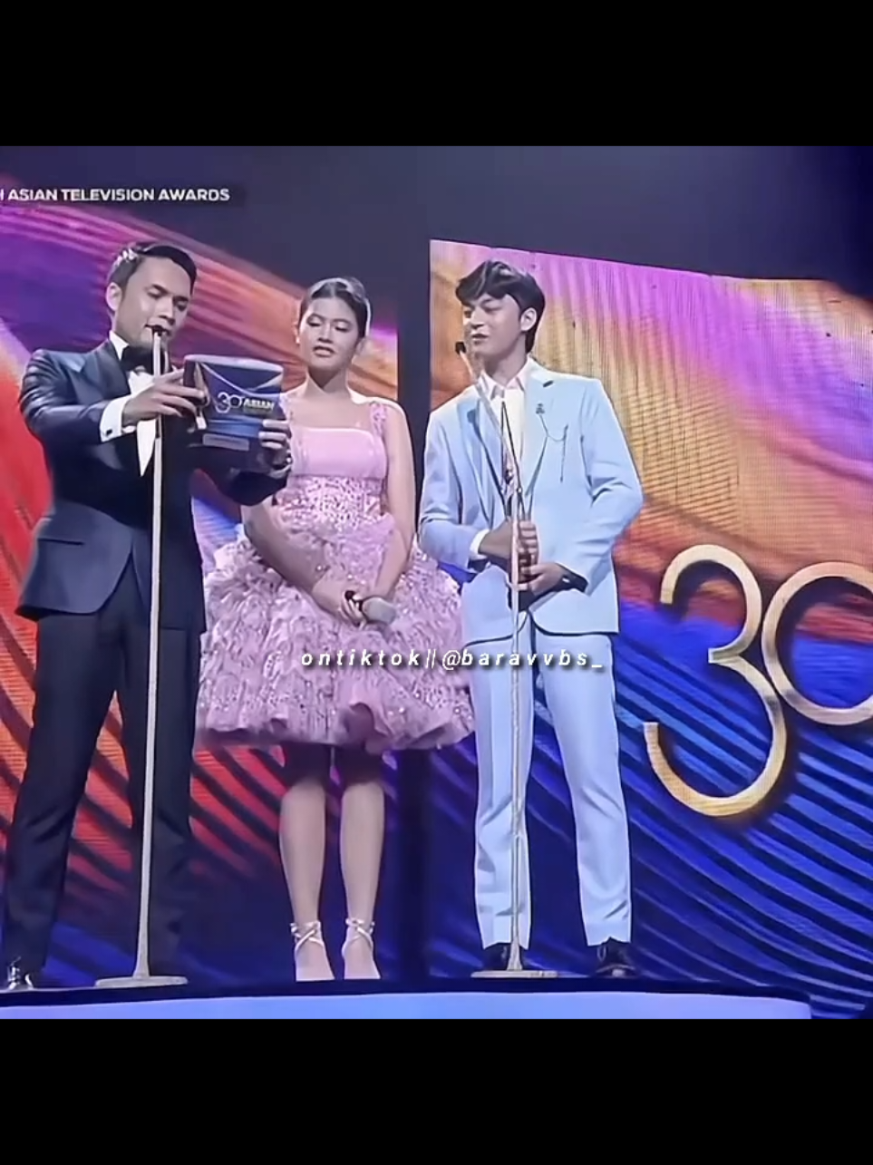 tercandu² klo udh ngomong basing🫰🏻😍 maaf yaa jelek bngt kualitas video nya 😭🙏🏻 #basmalahgralind #radenrakhadpp #30thasiantelevisionawardsindosiar #baravers #fyp 