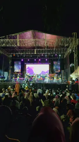 Lereng prau vestival