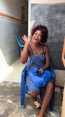 Toi au moins tu as eu habits de fête tu dis pas Dieu merci 😂😂😂