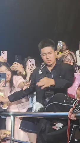 cản không kịp á kkkk #CAPTAINBOY #hoangducduy #CAPTAINBOYMATCHAMMATMINICONCERT  cre: ngthanh57 