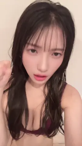 29日発売のBUBKA1月号グラビア掲載されております！！みてね〜🎀