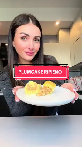 PLUM-CAKE RIPIENO ✨🫶🏻 INGREDIENTI: 3 uova  180 g zucchero  220 g farina 00 150 g yogurt bianco  100 g olio di semi  100 g latte  1 bustina di lievito per dolci  (Aromi a piacere)  +200 g crema spalmabile a scelta per farcire! PROCEDIMENTO NEL VIDEO 🌸