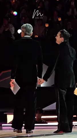 Bác Chou ơi cháu cũng muốn nắm tay Kwon Jiyong  🥹  Cre on vid #gd #gdragon #mama2025 #viral #fyp 