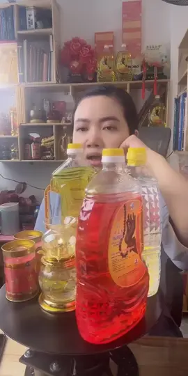 Dầu Thắp Đèn Lưu Ly Cát Tường không khói, không mùi, nguyên liệu nhập khẩu. Thắp sáng không gian tâm linh thêm trang trọng!