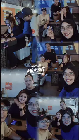 walau pun tak sedarah tapi kita satu keluarga 🫰