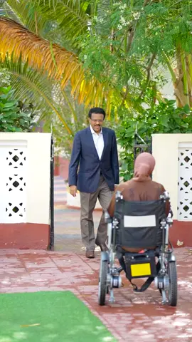 Ala caawa farxadeyda 100 100 waye walahi @Mohamed Abdullahi Farmaajo @Abdirashid M. Hashi 