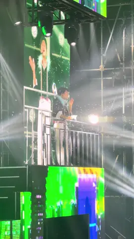 huhu YOUUUU #miniconcert #captainboy #quangtrung #songluan