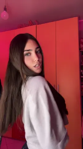 🤔 #IlCollegio9 #IlCollegio #raiplay 