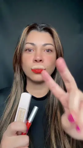 Essa dica é maravilhosa 👄🥰 o gloss vermelho é do @Mercado Livre e tá com precinho de black friday e tem milhares de cupons com parcelas sem juros no cartão Mercado Pago e frete grátis a partir de R$19! 🙌🏼 Id do produto: LAYHA4-SLJT #mercadolivrefavs #dicasdemaquiagens #makeupideas #batom 