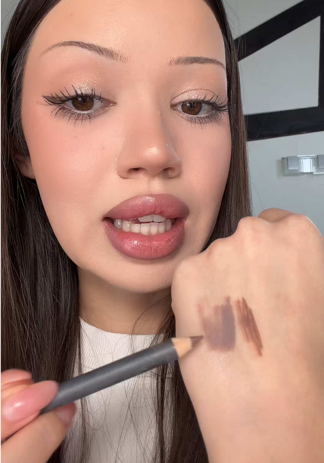 Help me find a lip liner this shade❤️😭 A true cool toned lilac/ grey lipliner ❤️ @DUST+CREAM #cooltoned #lipliner #cooltonedlips