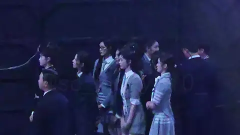 251129 Hearts2Hearts reaction for Riize “Bad Back” at MAMA 2025 #idolreaction #RIIZE #하츠투하츠 #Hearts2Hearts #kpop 