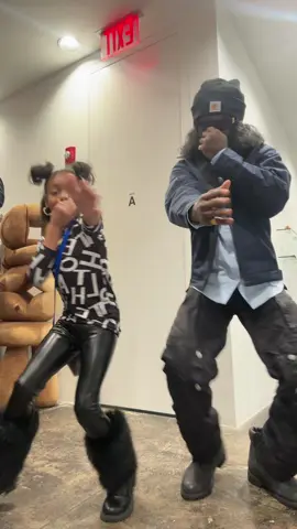 Throw dat mf!! 🔥🔥 #2rare #mora 