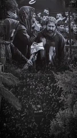 يوم المصيبه.  .....#حسين_والي_اللامي  .....#سجاد_المحمداوي  ما زالت تنادي هلي، كان الصوت يعلو من بين جدران الصمت، يبحث عن أحبة غابوا بلا رجعة هي صرخة القلب المشتاق والروح اللي ما تعودت على الفقد كل ذكرى تفتح جرح جديد، وكل مكان يذكر بأهل كانوا نور البيت وأمان الروح النداء مو بس كلمات، إنما هو حنين متجذر يرفض ينسى كانه يطالب الزمن يرجع لحظة من الماضي لحظة دفء ما يعوضها حاضر. ..... #سيد_احمد_المنصوري  ..... #سيد_مهدي_البكاء 