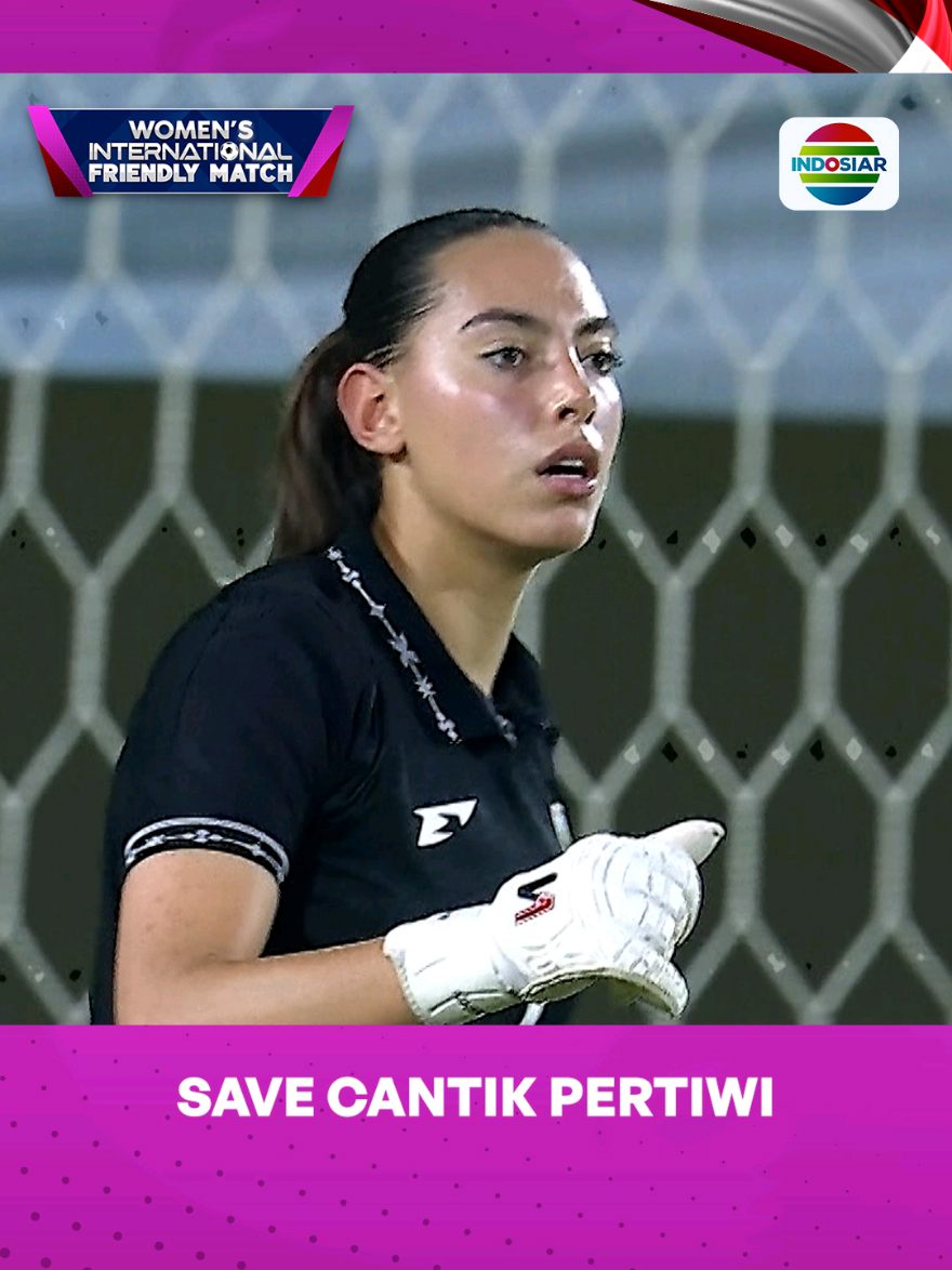 Penyelamatan berharga dari Iris De Rouw. Satu aksi tapi beribu arti❣️ Semangaaaaattttt🔥 #TimnasIndonesia #IndosiarSports #IndosiarRumahSepakbolaIndonesia #WomensInternationalFriendlyMatch
