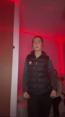 #fyp #foryoupage let’s ignore @R 👸🏼✌🏽 in the background 😁🙃