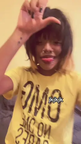 Couldn’t take the shit seriously at alll LMFAO #alternative #altblacktiktok #alttiktok #altblackgirl 