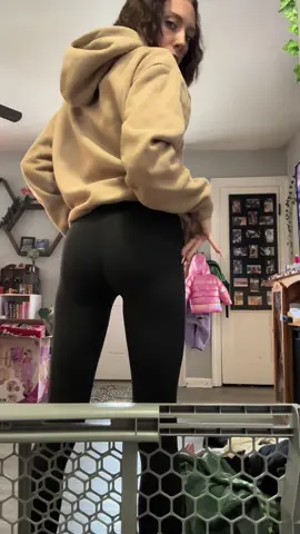 @Halara_official #blackfridaycybermonday #tiktokshopblackfriday #tiktokshopcybermonday #halaraeveryday #halaragirls 