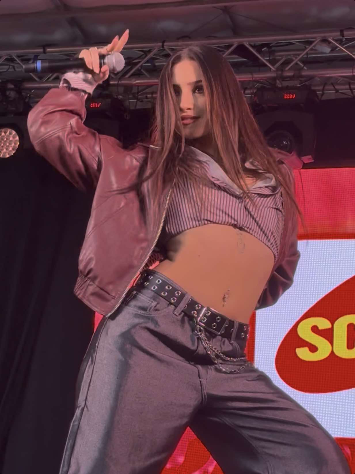 @Lenie nous a ébloui avec « Lumière » aujourd’hui au Scoop Live à Lyon ✨ #pourtoi #fyp #lenie #concert #StarAcademy 