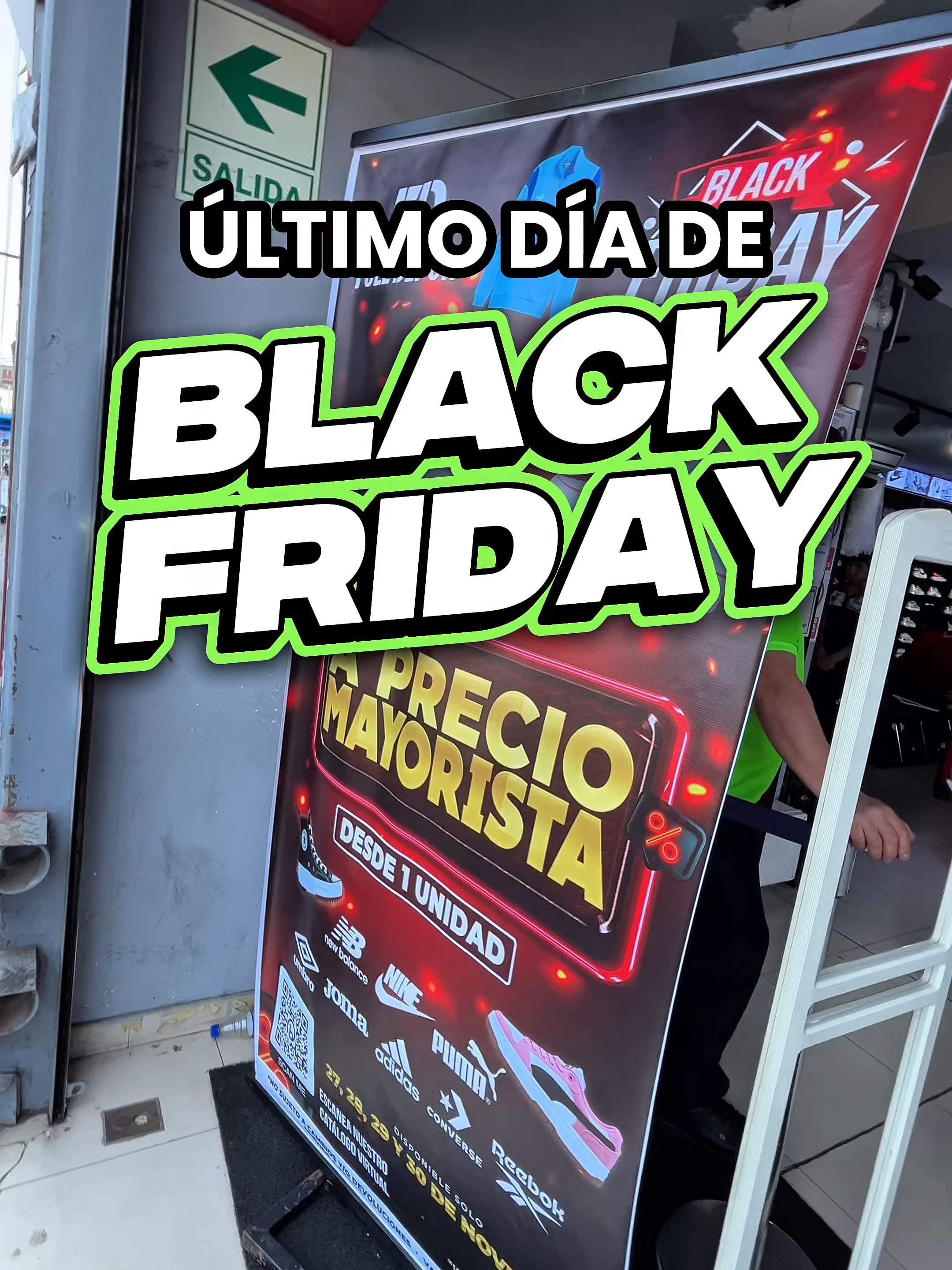 APROVECHA EL ULTIMA DÍA DE BLACKFRIDAY👀😱✨ #zapatillasoriginales #fyp #blackfriday #viralvideo #navidad #parati