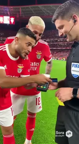 Assim fica fácil🤣#meme #benfica #portugal🇵🇹 #engracado #fyp 