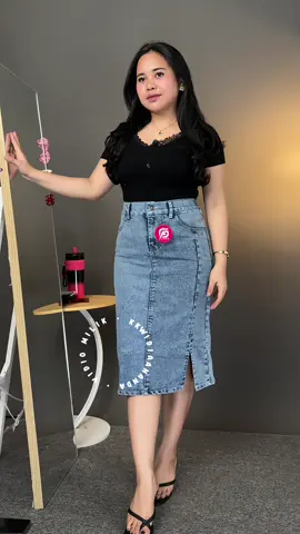 Rekomendasi rok jeans selutut #rok #jeans #jeansoutfit #rokwanita 