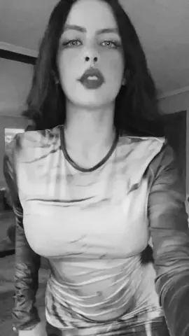 فيفوووو🫦🫦#مالي_خلق_احط_هاشتاقات #رقص #اكسبلورexplore #fypシ゚viral🖤tiktok #اكسبلور 