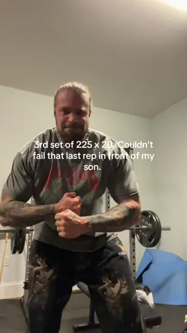 Bench press competition with my son. 😈 #bench #gains #fatherson #workout #Fitness 