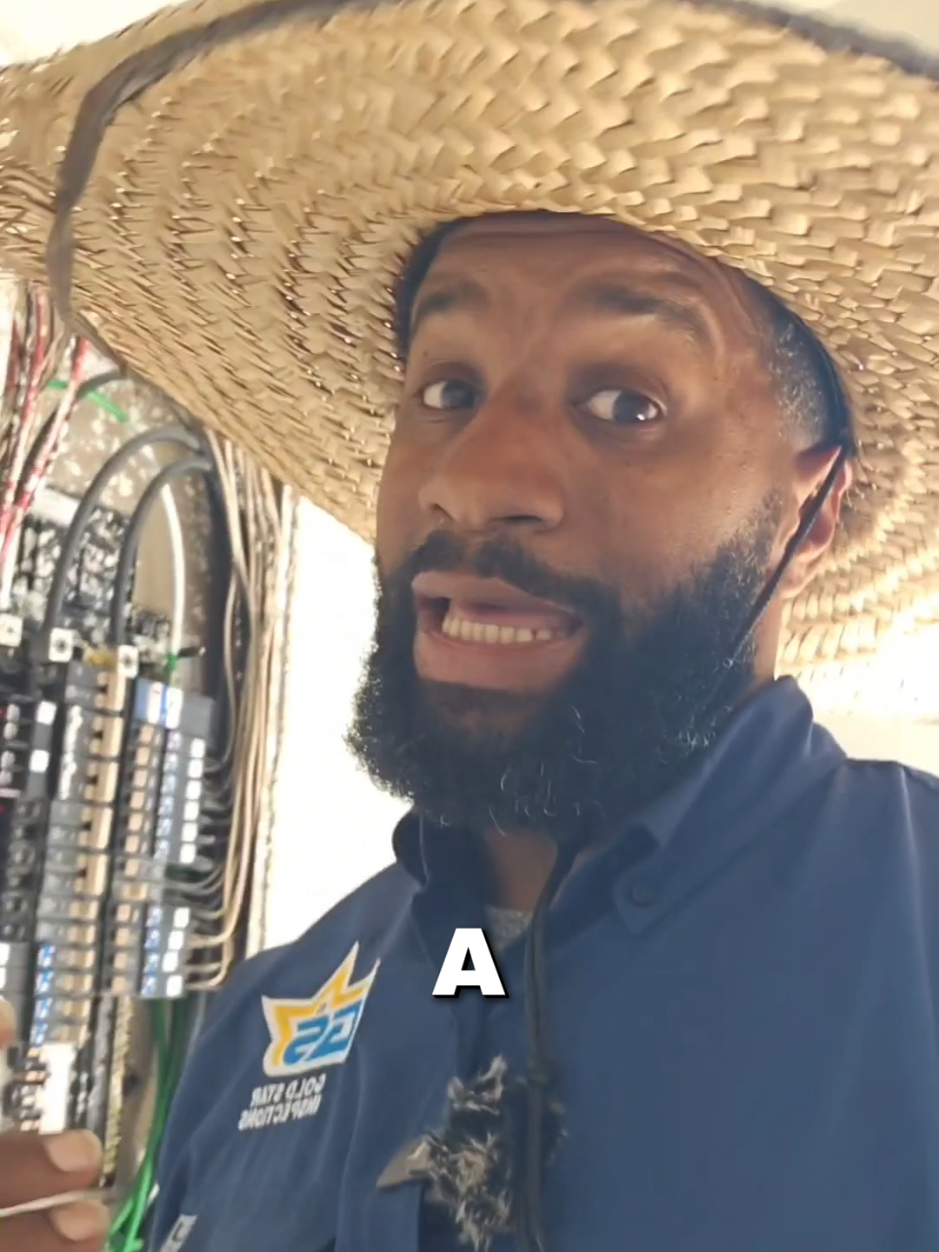 When The Electrician Don't Care #thataintright #newconstruction #homeinspection 