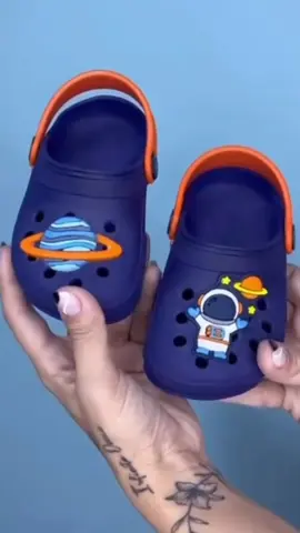 Quer vídeos prontos que vendem todos os dias? 👀 Acesse o canal com os vídeos gratuitos e mais vendidos para afiliados postarem! Todos sem metadados e prontos para publicar! 🚀✨ 🔗 Link na bio e nos comentários! #shopee #VideosParaAfiliados #VideosGratuitos #shopeegadgets #shopeevideo 