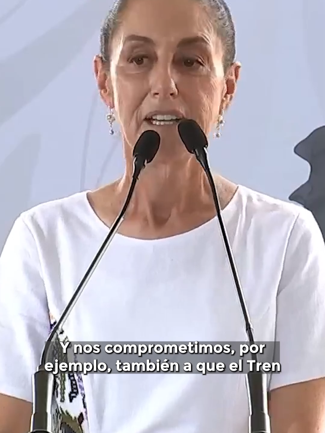 Sheinbaum promete que el Tren Maya de carga bajará el precio de la gasolina en el sureste. #Latinus #InformaciónParaTi