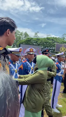 mashaAllah terima kasih we're so proud of you adek, walaupun agak sedih Bapak blm bisa mendampingi dedek, tapi doa terbaik selalu utk dedek. semoga lancar pendidikannya 🥹🤎 #wisjur2025 #wisjurakmil #akmil