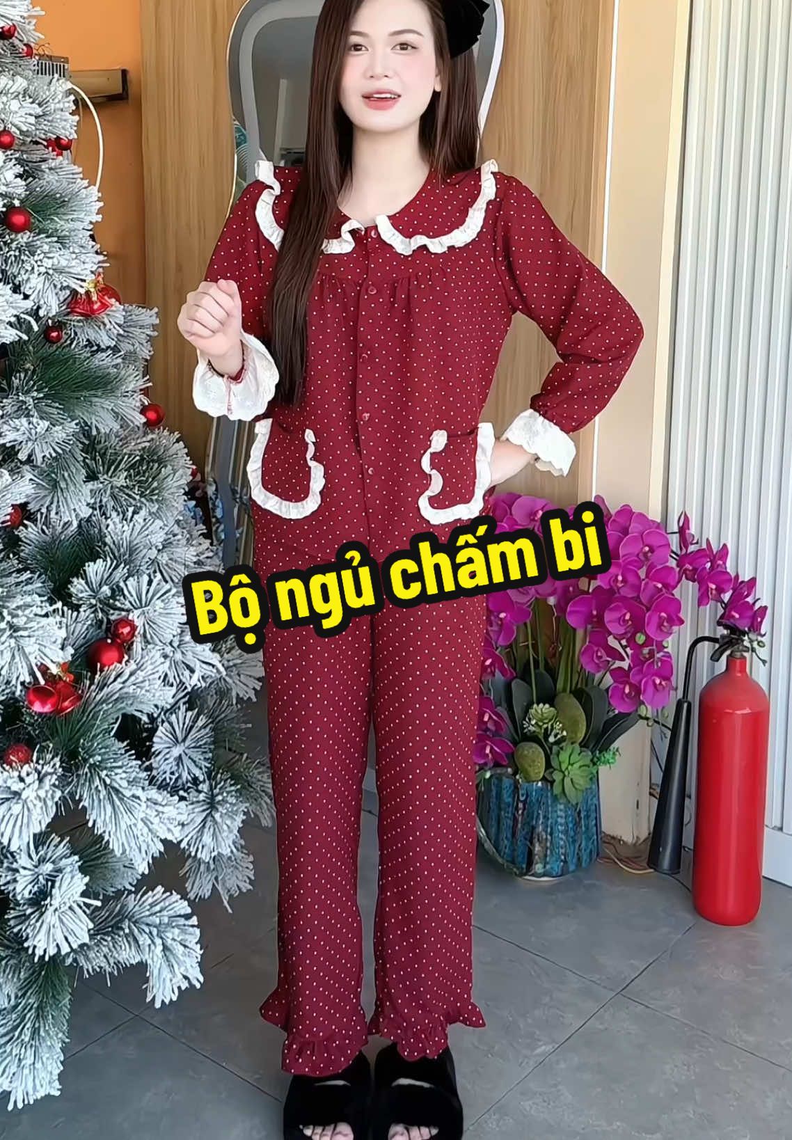 Đồ ngủ cũng phải điệu nha mấy bà 