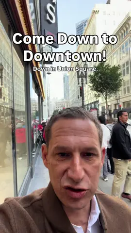 I heard Union Square was buzzing for Thanksgiving and Black Friday, so I came to see the energy firsthand. There’s something for everyone—come celebrate the holidays in the heart of San Francisco.