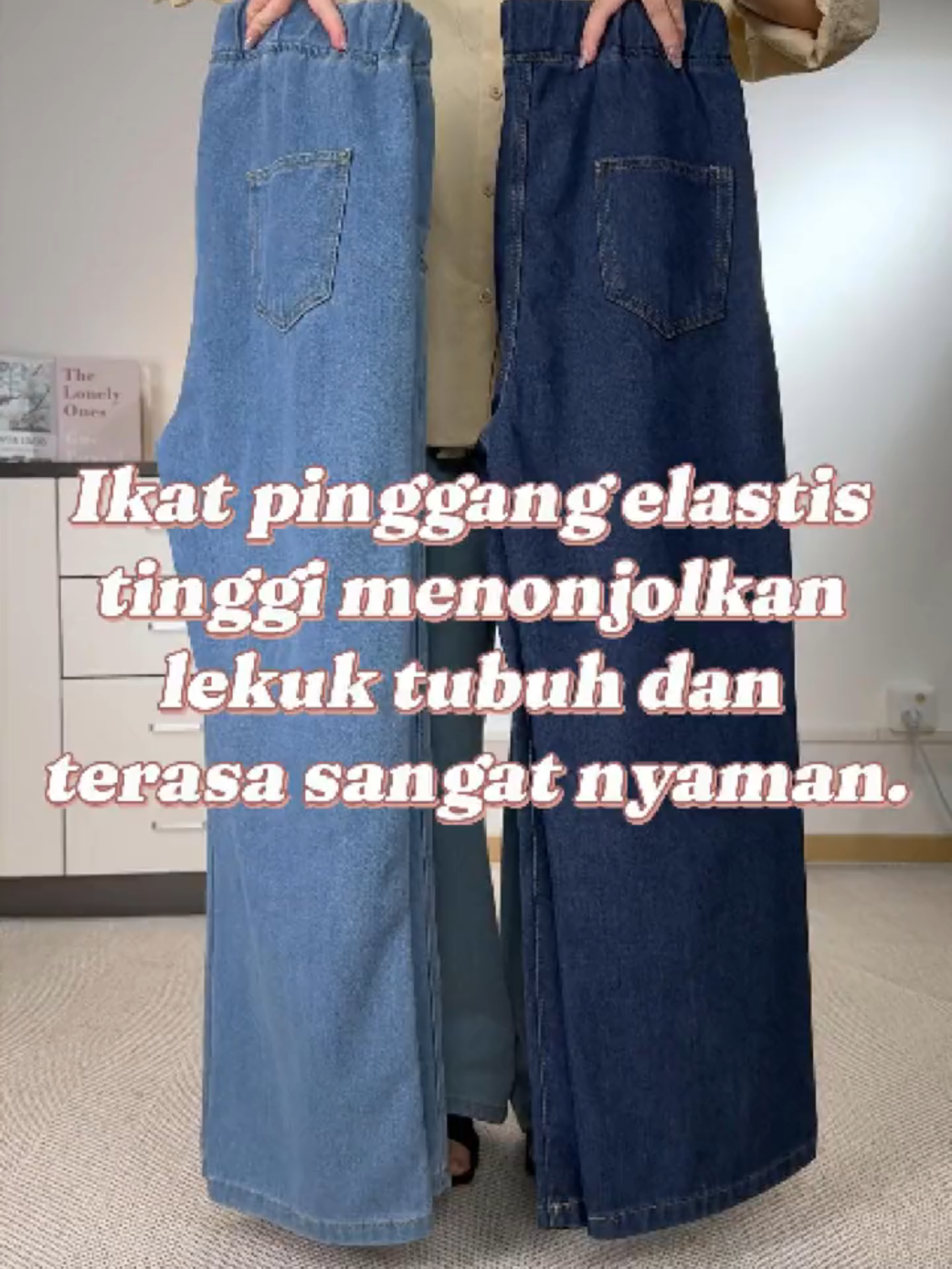 Seperti shapewear dalam bentuk jeans. Tampil lebih ramping secara instan, tanpa dikorbankan kenyamanannya #jeans #straightcutpants #baggyjeans #elasticwaistjeans #widelegjeans
