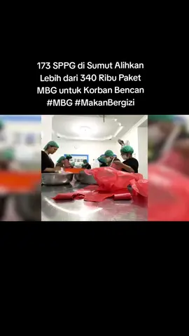 Sebanyak 173 Satuan Pelayanan Pemenuhan Gizi (SPPG) di wilayah Sumatera Utara kini mengalihkan distribusi paket Makan Bergizi Gratis (MBG) untuk warga terdampak bencana banjir dan longsor. Hingga Sabtu (29/11) ini, tercatat sekitar 341.765 paket MBG diberikan kepada warga terimakasih Pak Prabowo dengan Program Makan Bergizi Gratis, bisa menjadi penopang saat terjadi bencana  Makan Bergizi Hak Anak Indonesia  #MBG #MakanBergizi  #prabowosubianto  #MakanBergiziGratis  #badangizinasional 