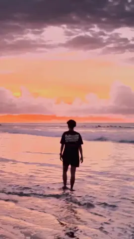 sunset nya indah,sama kyk orangnya🥰@𝙍𝙨𝙨𝙡𝙡⚡ #fypvirall  #rasel #bismilahrameシ #y2kaesthetic #acell 