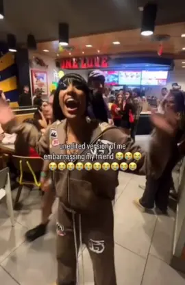 naw I gotta leave her ass right there 🙄