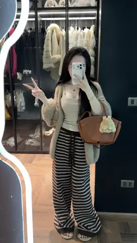 Yêu thì cứ iu thoy chắc gì mình đã thật lòng mà sợ ngta trap 💆🏻🤭