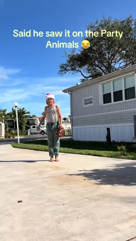 Baseball tricks #savannahbananas #partyanimals #baseballism #rawlings #baseballmom 